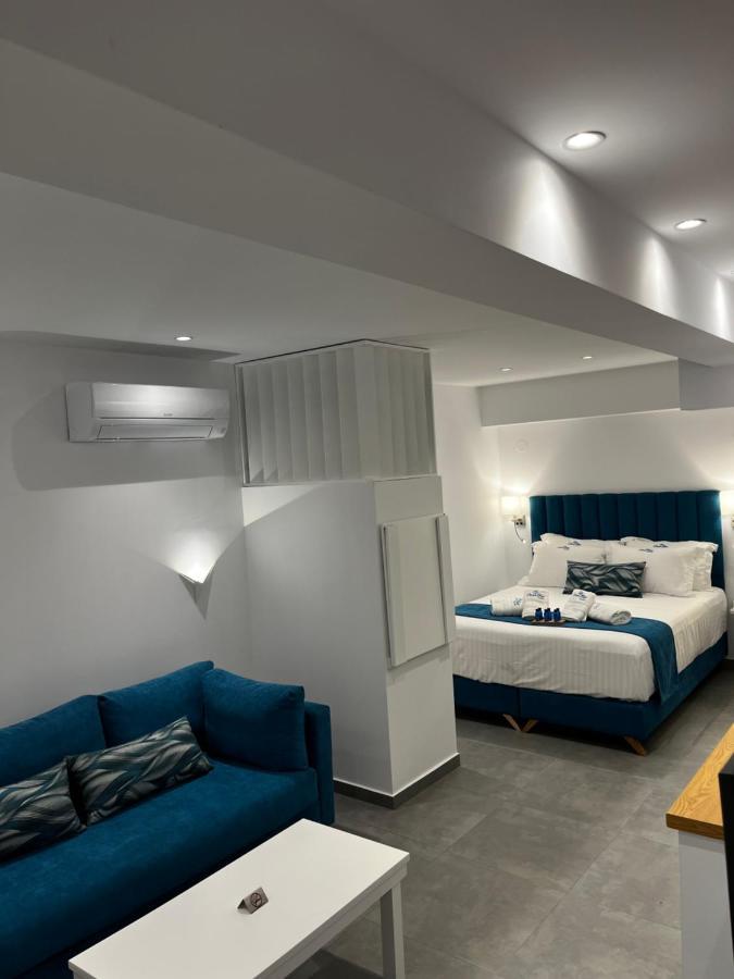 Ocean Blue Suites Ierissos Exterior photo